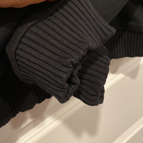 Zara Black Turtle Neck Sweatshirt Size S - Picture 5 of 7